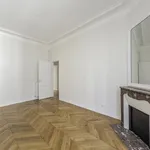 Rent 6 bedroom apartment of 175 m² in Paris