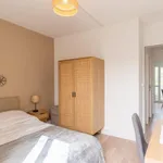 Appartement de 57 m² avec 4 chambre(s) en location à Pessac