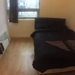 Flat to rent in Stuart Street, Luton LU1