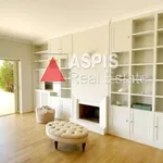 Rent 3 bedroom house of 300 m² in Γλυφάδα