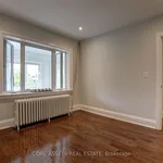 Maison de 1097 m² avec 6 chambre(s) en location à Toronto