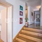 Rent 3 bedroom house of 250 m² in Trogir