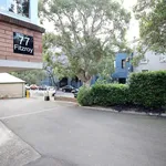 Rent 1 bedroom apartment in Surry Hills