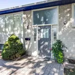 Appartement de 2454 m² avec 3 chambre(s) en location à Toronto (Banbury-Don Mills)