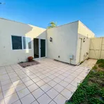 Rent 3 bedroom apartment of 113 m² in Long Beach