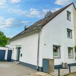 Rent 4 bedroom house of 150 m² in Dusseldorf