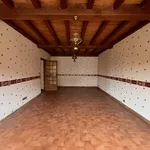 Rent 6 bedroom house of 127 m² in Sauveterre-la-Lémance