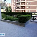 Affitto 3 camera appartamento di 96 m² in Cagliari