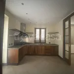 Rent 4 bedroom house of 250 m² in Cadeo