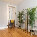 Rent 2 bedroom apartment of 129 m² in lisbon