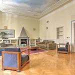 Rent 5 bedroom apartment of 321 m² in Roma