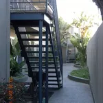 Rent 1 bedroom apartment in Long Beach