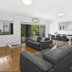 Rent 2 bedroom apartment in Dee Why