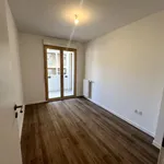 Rent 3 bedroom apartment of 65 m² in Montreuil