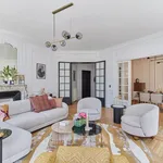 Rent 7 bedroom apartment of 221 m² in Paris