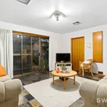 Rent 5 bedroom house in altona