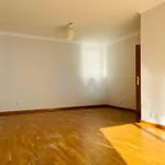 Rent 2 bedroom apartment of 80 m² in Vila Nova de Gaia