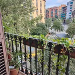 Rent 3 bedroom apartment in Barcelona