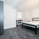 Rent 6 bedroom house in Leeds