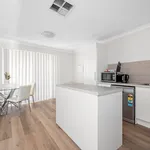 Rent 2 bedroom apartment in Strathpine