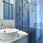 Rent 2 bedroom apartment of 63 m² in Milan