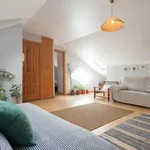 Rent 3 bedroom apartment of 75 m² in lisbon