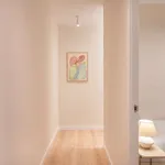 Rent 4 bedroom apartment of 85 m² in barcelona