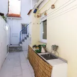 Rent 2 bedroom apartment of 49 m² in lisbon