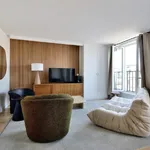 Rent 1 bedroom apartment of 560 m² in Paris