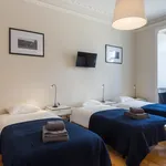 Rent 6 bedroom apartment in Lisbon