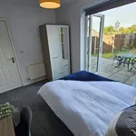 Rent a room in East Of England