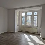 Lichtdurchflutete neu sanierte 5 Zimmer Wohnung mit modernem Bad