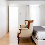 Rent 1 bedroom apartment in Porto