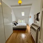 Rent 1 bedroom apartment of 90 m² in Dusseldorf