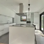 Maison de 1000 m² avec 3 chambre(s) en location à Uccle