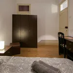 Rent 4 bedroom apartment in Lisbon