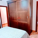 Alquilo 3 dormitorio apartamento de 92 m² en Utrera