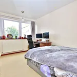 Rent 2 bedroom apartment in Woking