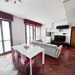 Rent 3 bedroom apartment of 110 m² in Buccinasco