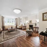 Rent 6 bedroom apartment in London