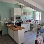 Maison de 95 m² avec 4 chambre(s) en location à Marseille