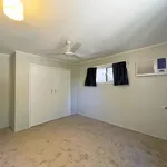 Rent 3 bedroom house of 708 m² in Moranbah