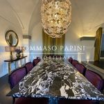 Rent 5 bedroom house of 650 m² in Florence