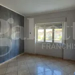 Rent 4 bedroom apartment of 100 m² in Torre-annunziata