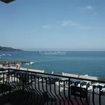 Rent 5 bedroom apartment of 100 m² in Giardini-Naxos