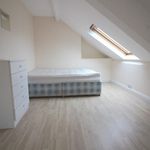 Rent 8 bedroom house in North East England