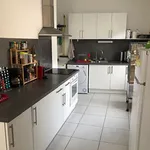 Appartement de 60 m² avec 1 chambre(s) en location à Sarrians