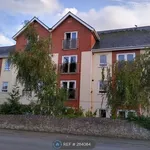 Rent 2 bedroom flat in Wales