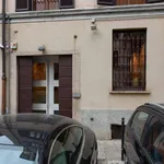 Rent 1 bedroom apartment of 60 m² in milan