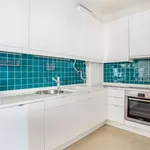 Rent 3 bedroom apartment of 117 m² in lisbon